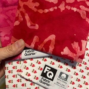 Fat quarter fabric set of 4 “camp fire” pink/red NEW
